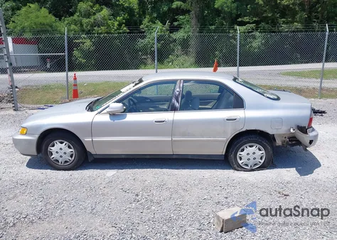 1996 Honda Accord Value z USA, uszkodzony, nr VIN 1HGCD5698TA232964